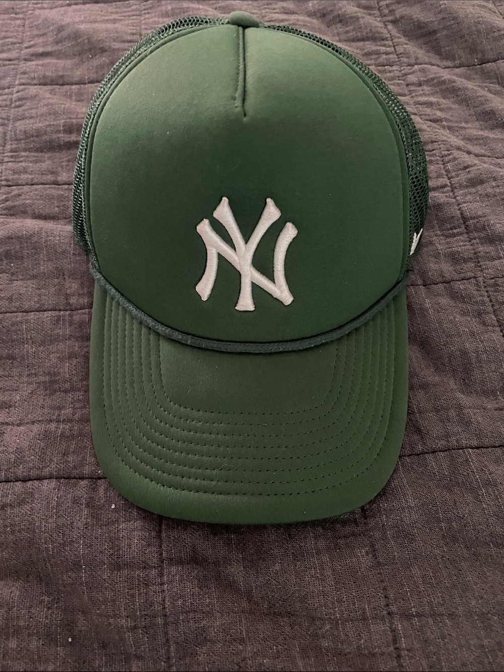 47 New York Yankees Forest Green Trucker Hat with White Logo